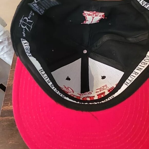 Robin Ruth Hat The City Of Madrid Original Embroidered Black Red Snap LTD ED - Picture 3 of 5